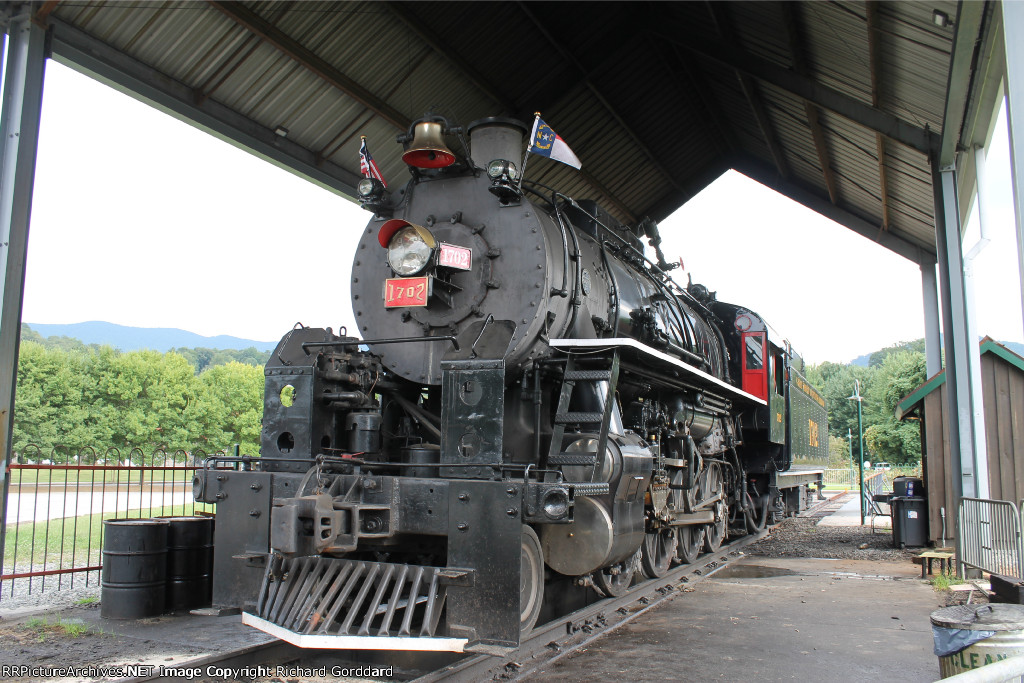 GSMR 1702 on the turntable 